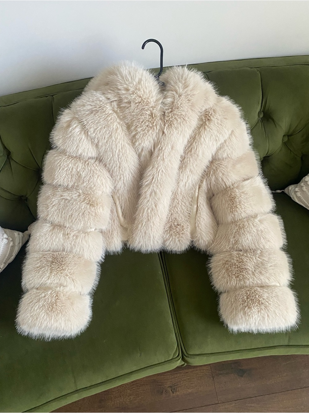 Cropped Plush Teddy Jacket in Cream